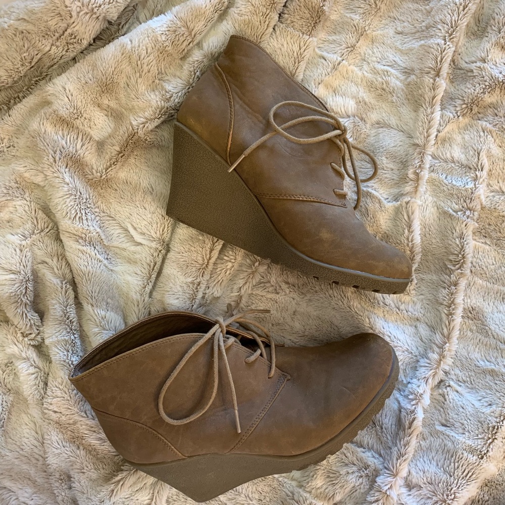 Heeled desert booties